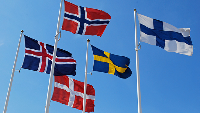 Pohjoismaiden liput.
