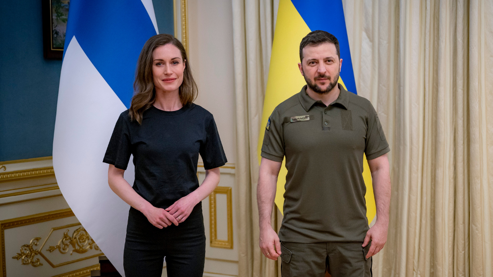 Pääministeri Marin ja Ukrainan presidentti Zelenskyi Kiovassa.