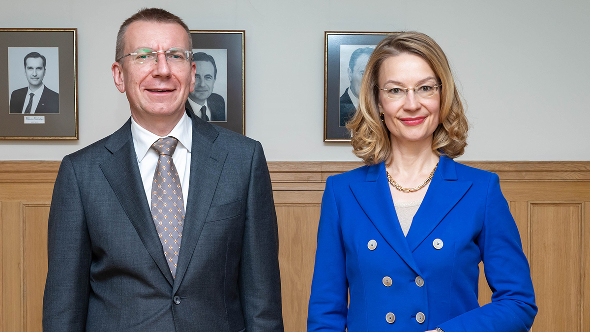 Lettlands utrikesminister Edgars Rinkēvičs och Europa- och ägarstyrningsminister Tytti Tuppurainen. Bild: Latvia MFA